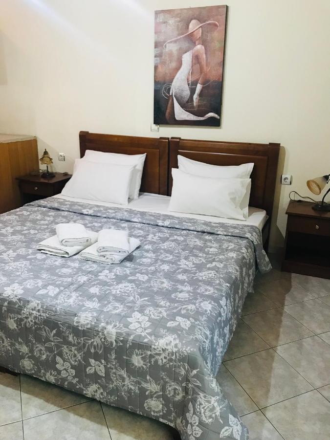 Guesthouse Adonis Káto Loutrákion 外观 照片