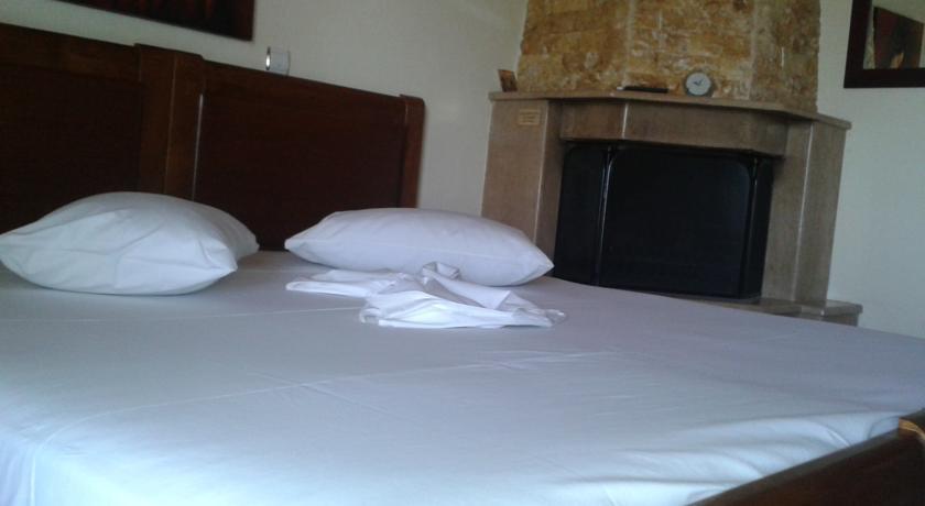 Guesthouse Adonis Káto Loutrákion 客房 照片