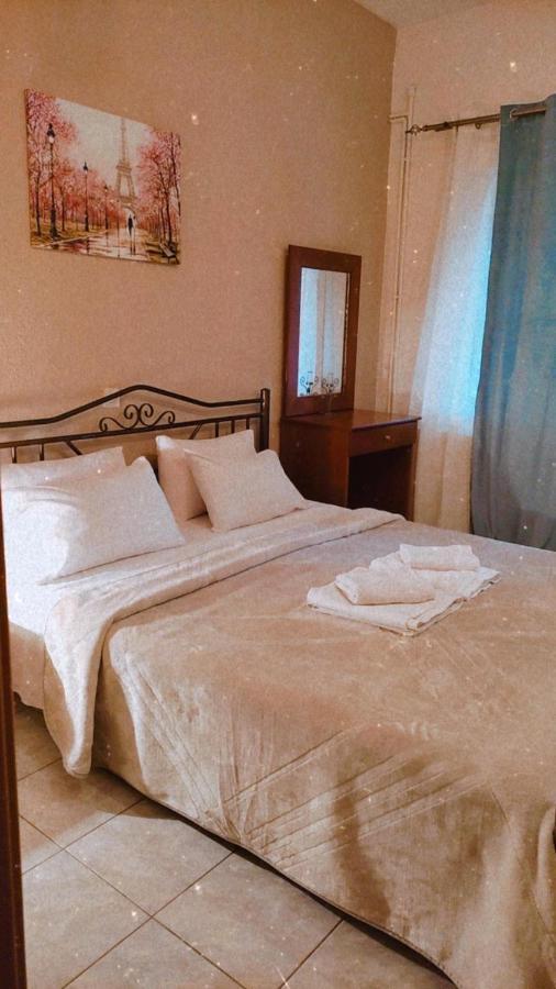 Guesthouse Adonis Káto Loutrákion 外观 照片