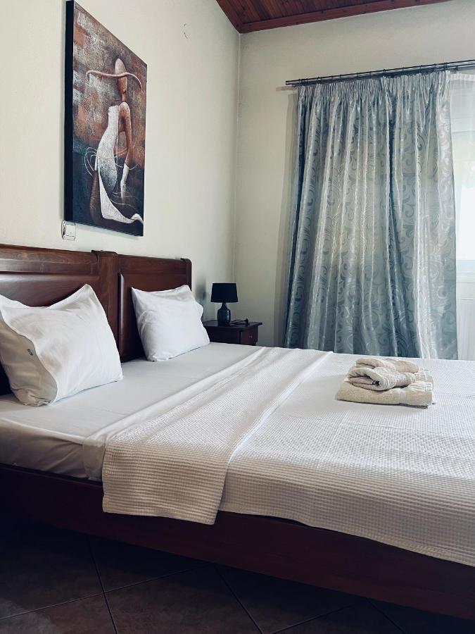 Guesthouse Adonis Káto Loutrákion 外观 照片
