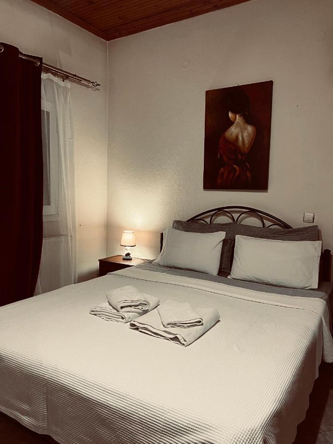 Guesthouse Adonis Káto Loutrákion 外观 照片