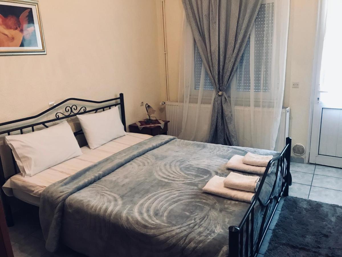 Guesthouse Adonis Káto Loutrákion 外观 照片